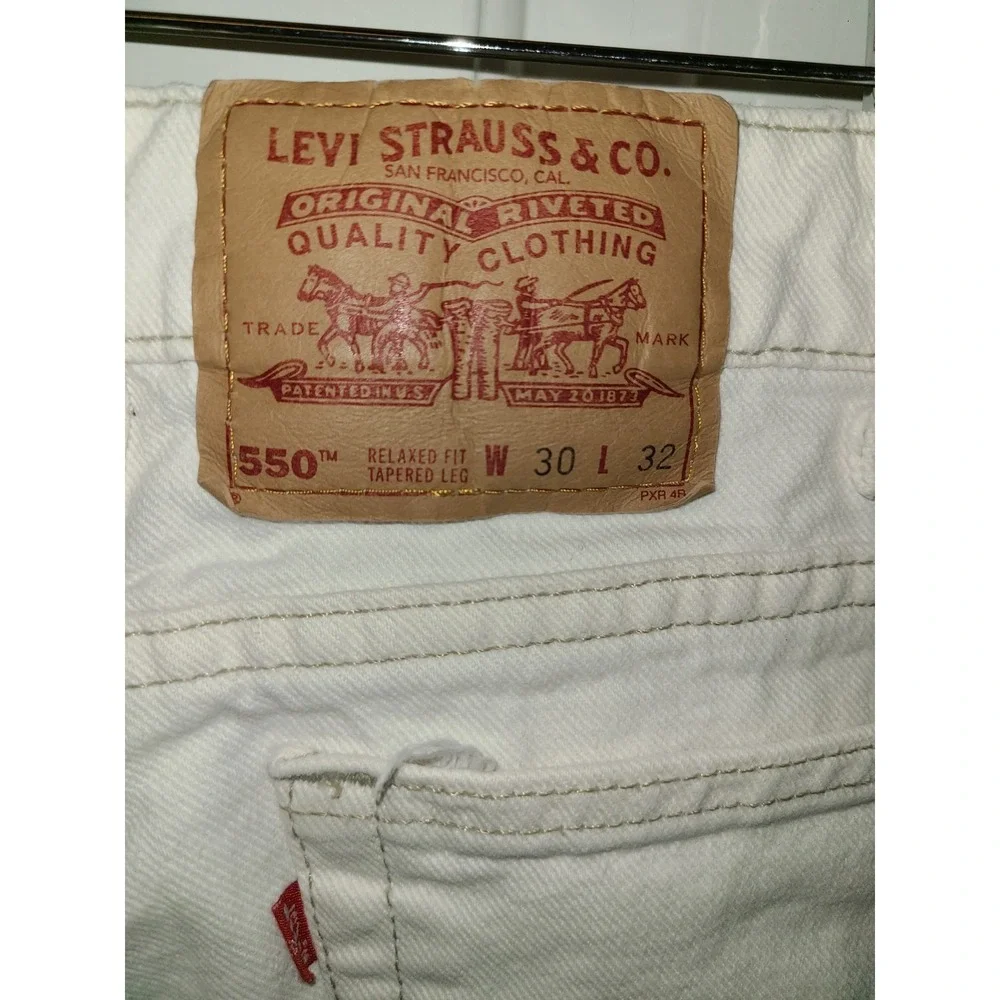 VTG Levis 550 White Jeans Womens Relaxed Tapered Leg High Rise Zip Fly 90s 30x32